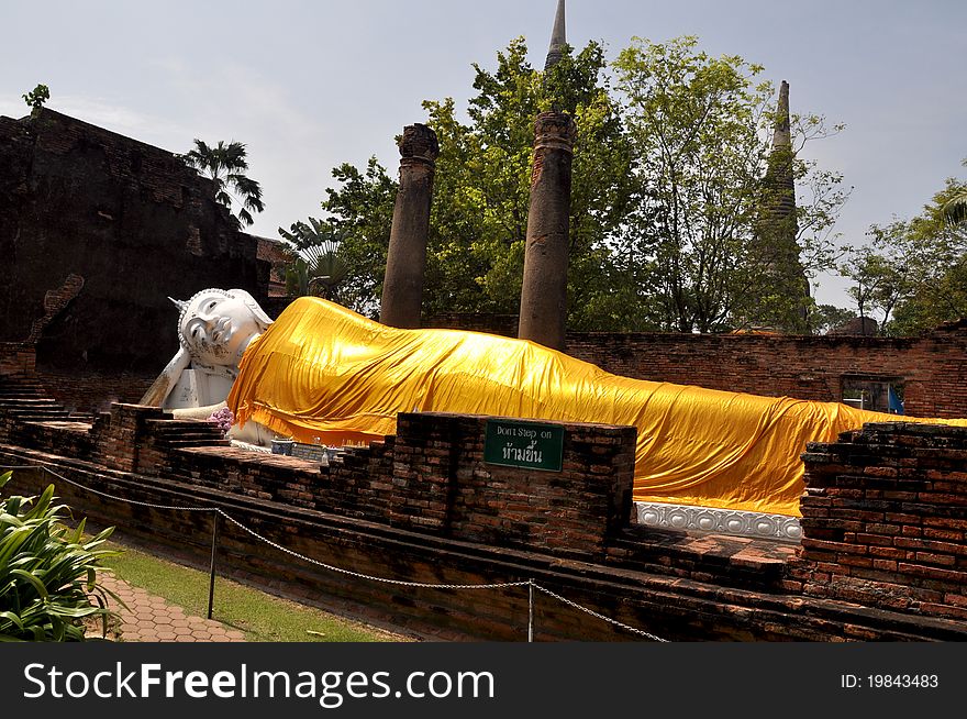The reclining buddha fo wat Yai Chaimongkol, Ayutthaya Thailand