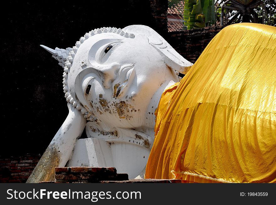 The reclining buddha fo wat Yai Chaimongkol, Ayutthaya Thailand