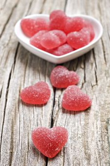 Red Heart Shaped Jelly Sweets On Wood Royalty Free Stock Photography Red Heart Shaped Jelly Sweets On Wood Royalty Free Stock Photography