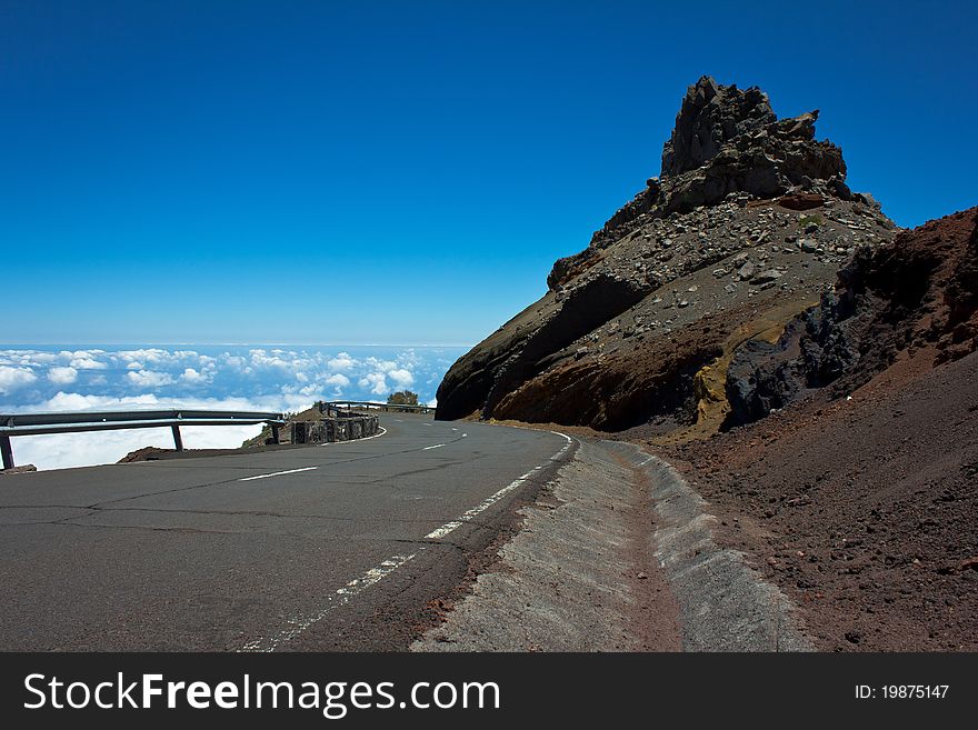 Road to the summit of Roque de los Muchachos. Road to the summit of Roque de los Muchachos