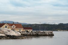 House In Norwegian Landscape Royalty Free Stock Photos House In Norwegian Landscape Royalty Free Stock Photos