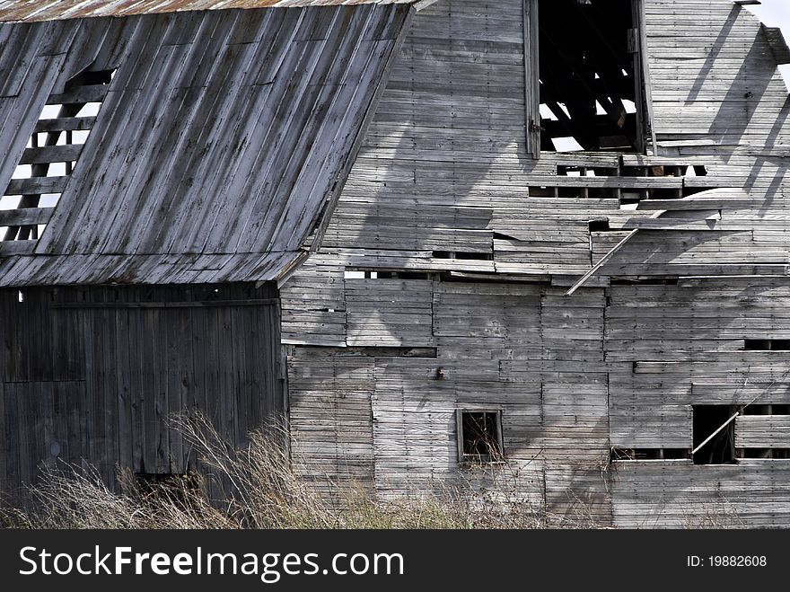 An old barn that has seen better days and has stories to tell. An old barn that has seen better days and has stories to tell.