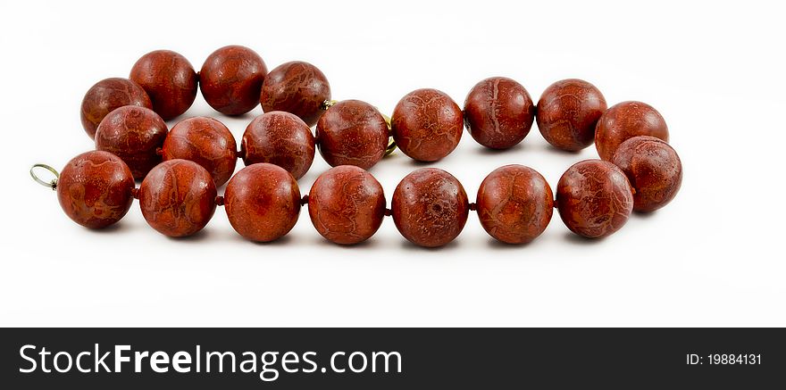 The shot of red coral necklace was taken in a standard light box. The shot of red coral necklace was taken in a standard light box