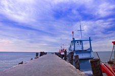 Fishing Pier In The Evening Royalty Free Stock Images Fishing Pier In The Evening Royalty Free Stock Images