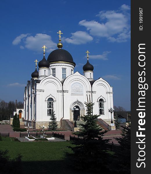 View of The Trinity of Revive Cathedral in The Saint Tihon Transfiguration nunnery. View of The Trinity of Revive Cathedral in The Saint Tihon Transfiguration nunnery.