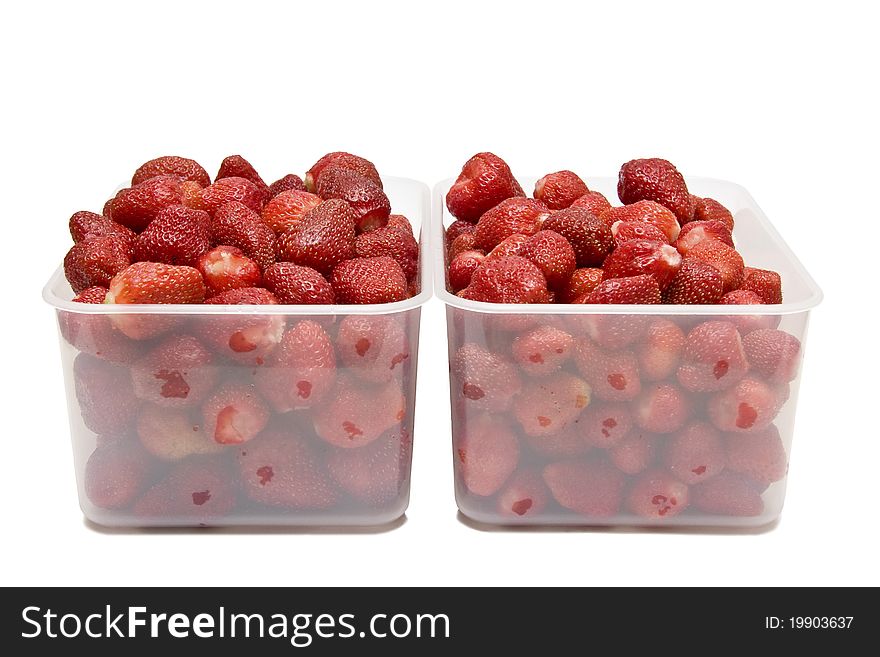 The ripe strawberries in two boxes_1
