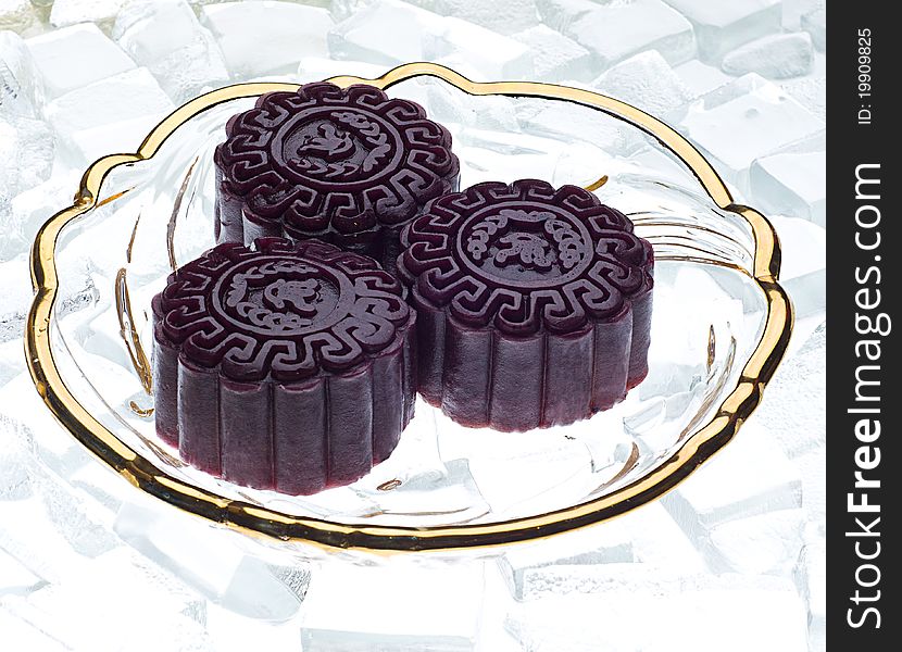 Chinese moon cake -- food for Chinese mid-autumn festival