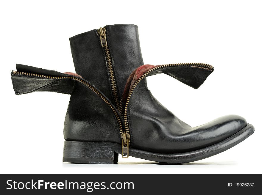 Italian black boots with zip