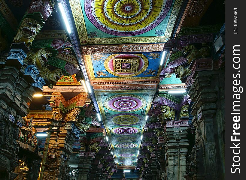 Ceiling Meenakshi Sundareswarar Temple in Madurai, South India.