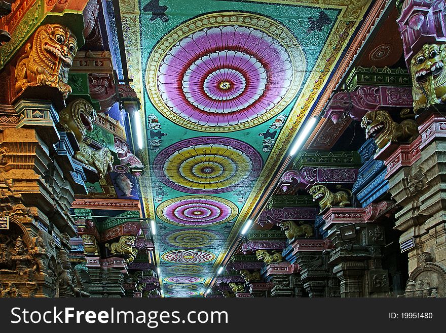 Ceiling Meenakshi Sundareswarar Temple in Madurai, South India.