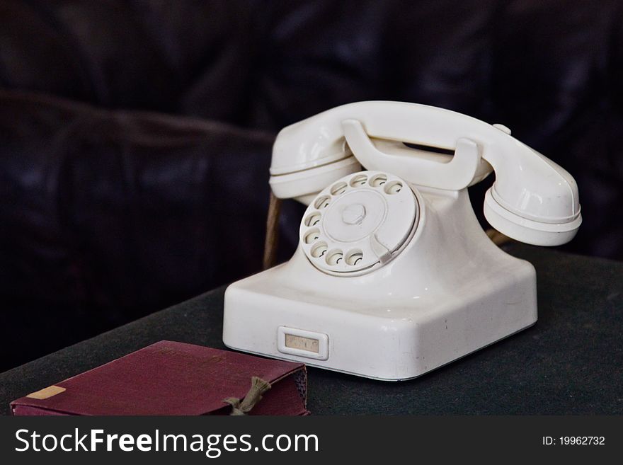A photo of a retro phone