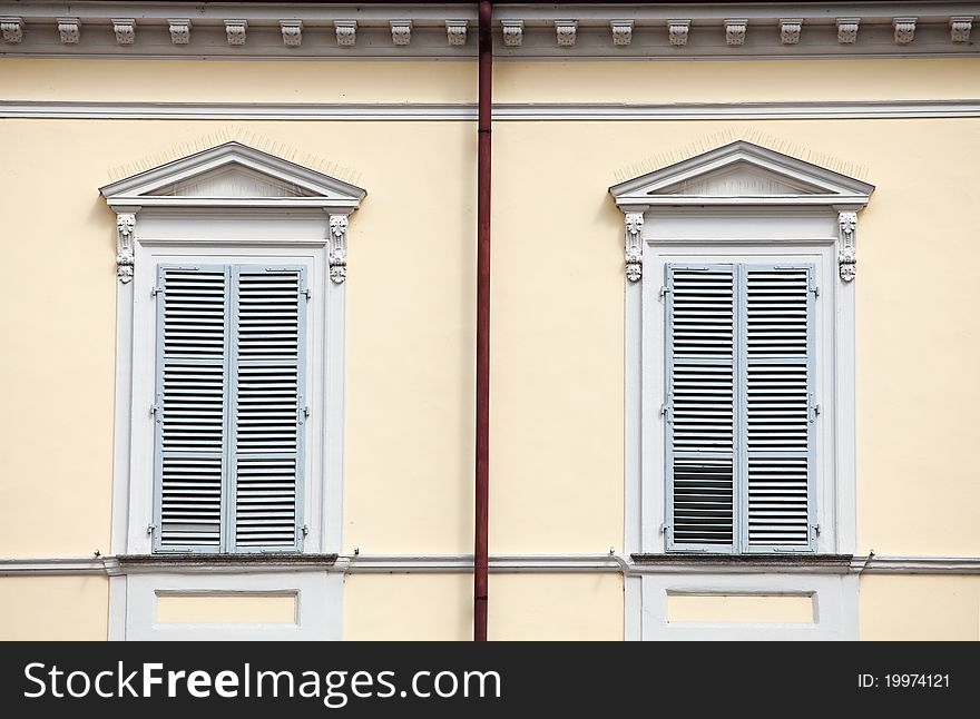 Two closed windows. Features of Italy