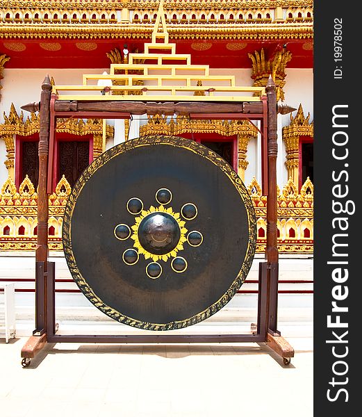 Gong In Thai Temple