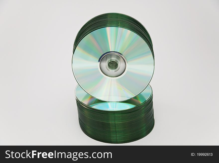 Large number of DVD media