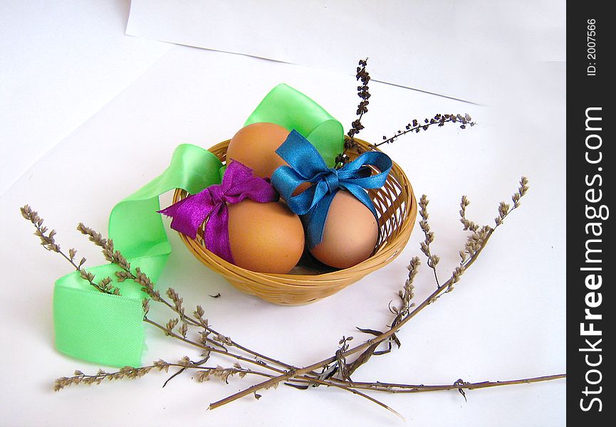 Plat with Easter's eggs, herbs, bows, object ower white. Plat with Easter's eggs, herbs, bows, object ower white