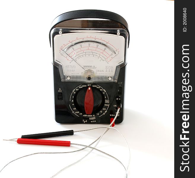 Apparatus to measure electical datas. Apparatus to measure electical datas