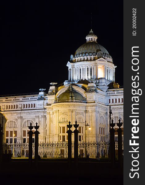 Thai throne hall at night