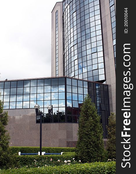 Office building in the style of high tech on the Esenin street in Ryazan. Office building in the style of high tech on the Esenin street in Ryazan