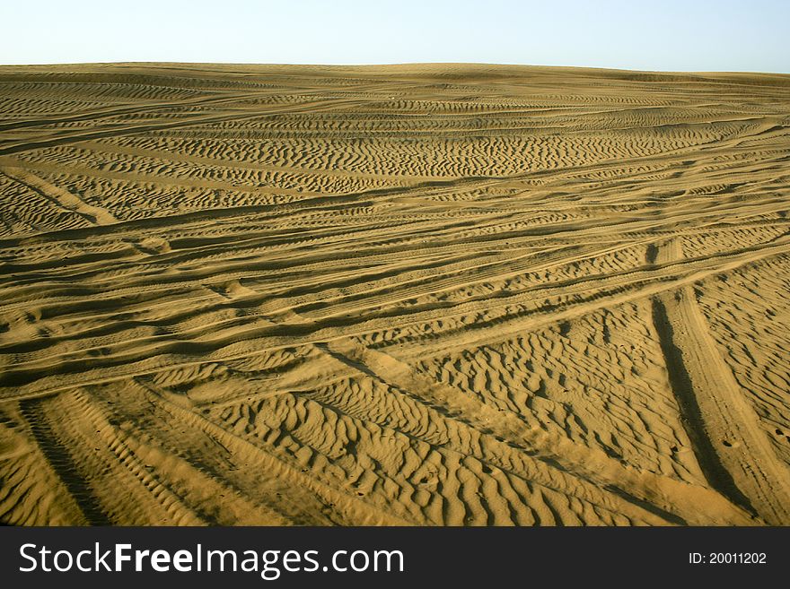 A view of a desert in Dubai.