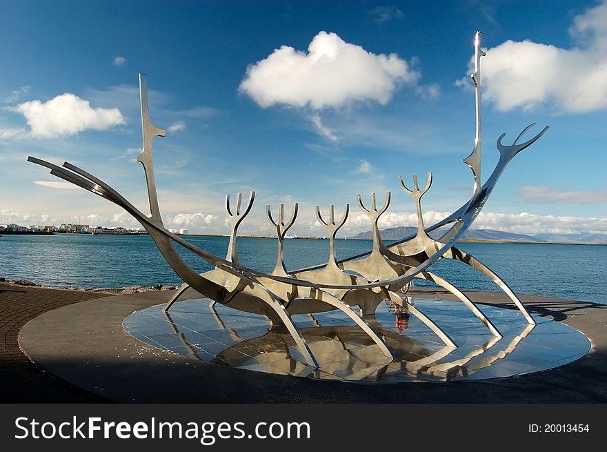 The sculpture was built by Jon Gunnar Arnason and is built of steel. The sculpture was built by Jon Gunnar Arnason and is built of steel