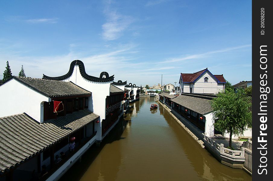 The region of river is full of Chinese custom.