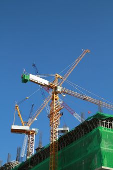 Crane And Building Construction Royalty Free Stock Image