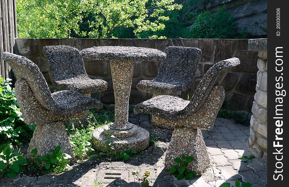 Concrete table and chairs in Premilcuore