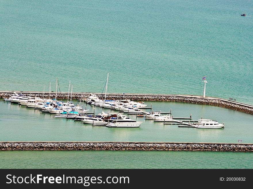 Garage storage, boat to Pattaya.