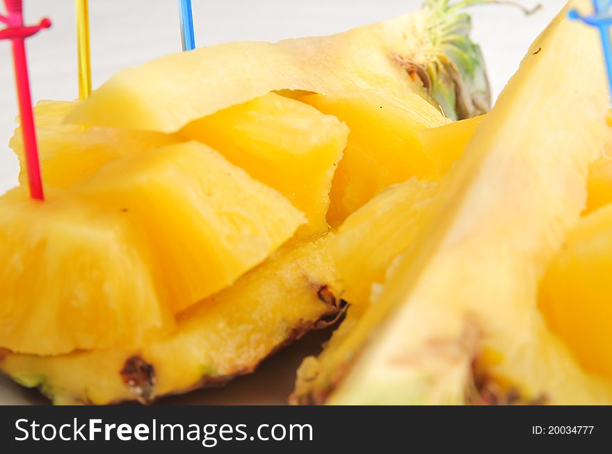 The cut pineapple for snack