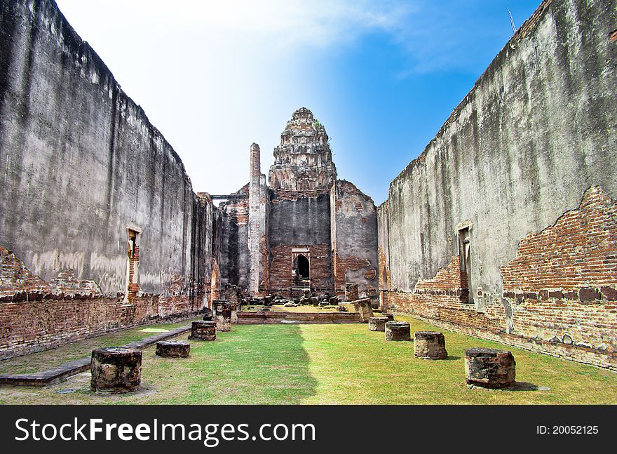 The scene of Thailand about Antique Pagoda