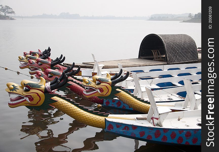 Dragon Boat , Traditional sports , Folk custom