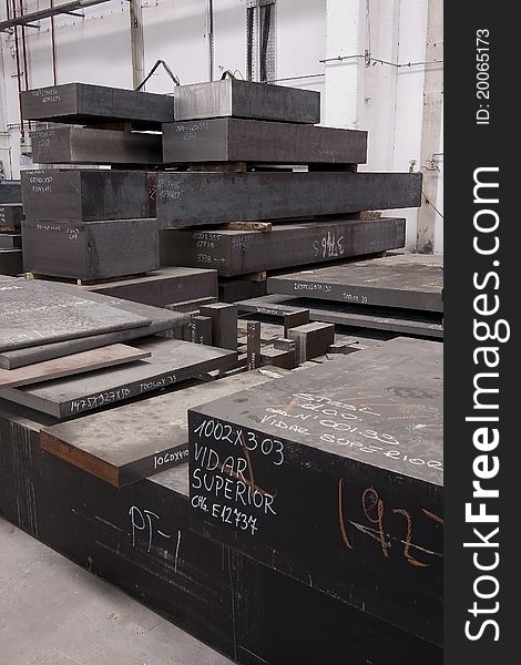 Steel blocks in a steel ware