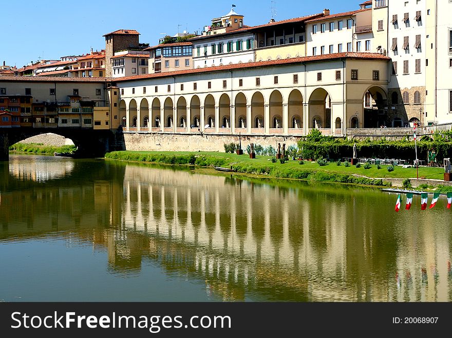 Street view Pontevecchio in Florence center captured in june 2011. Street view Pontevecchio in Florence center captured in june 2011