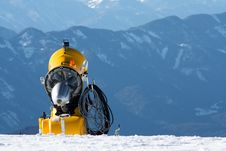 Yellow Snowmachine Austrian Alps Royalty Free Stock Photo Yellow Snowmachine Austrian Alps Royalty Free Stock Photo