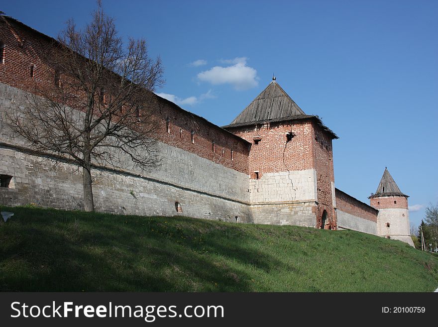 Russia, Moscow region, Zaraysk. The towers and walls Zaraisk Kremlin. Russia, Moscow region, Zaraysk. The towers and walls Zaraisk Kremlin.