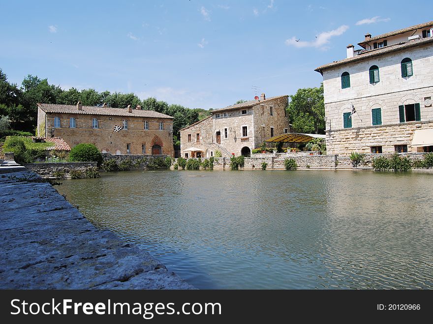 Bagno vignoni, visitatat Tuscan city