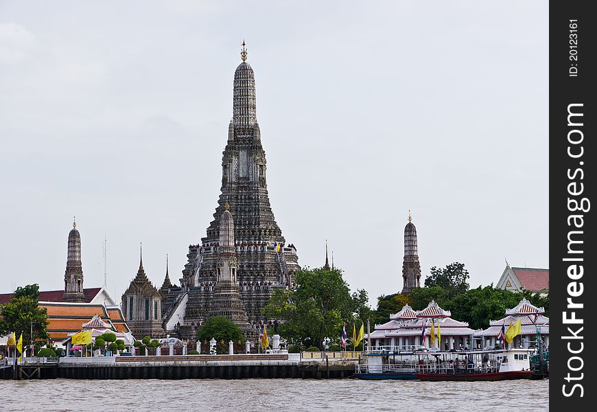 Dawn temple, landmark in Bangkok Thailand