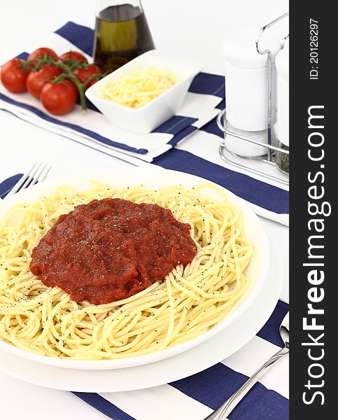 Spaghetti pasta with tomato sauce