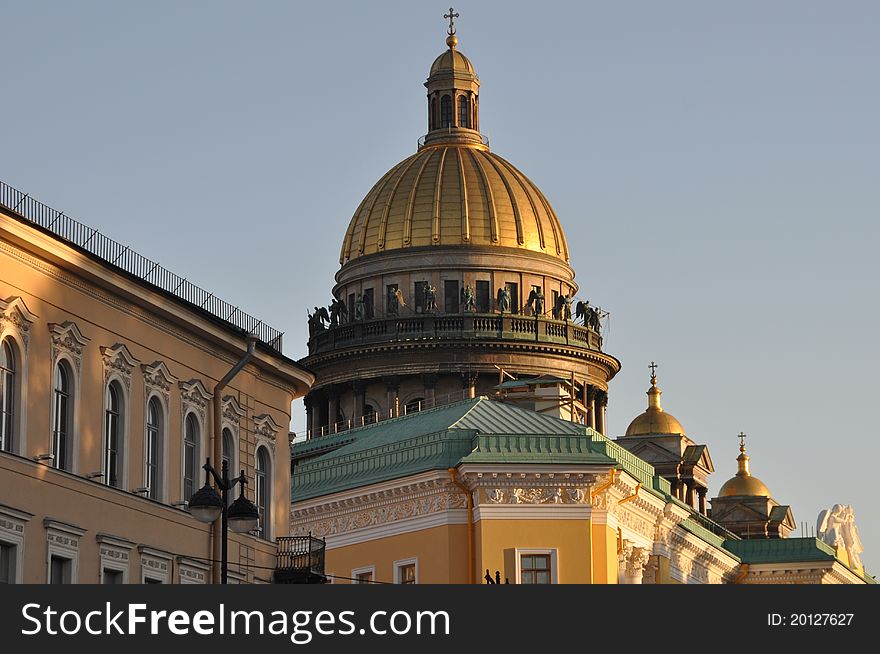 Sankt Petersburg Sightseeing: Isaac Cathedral