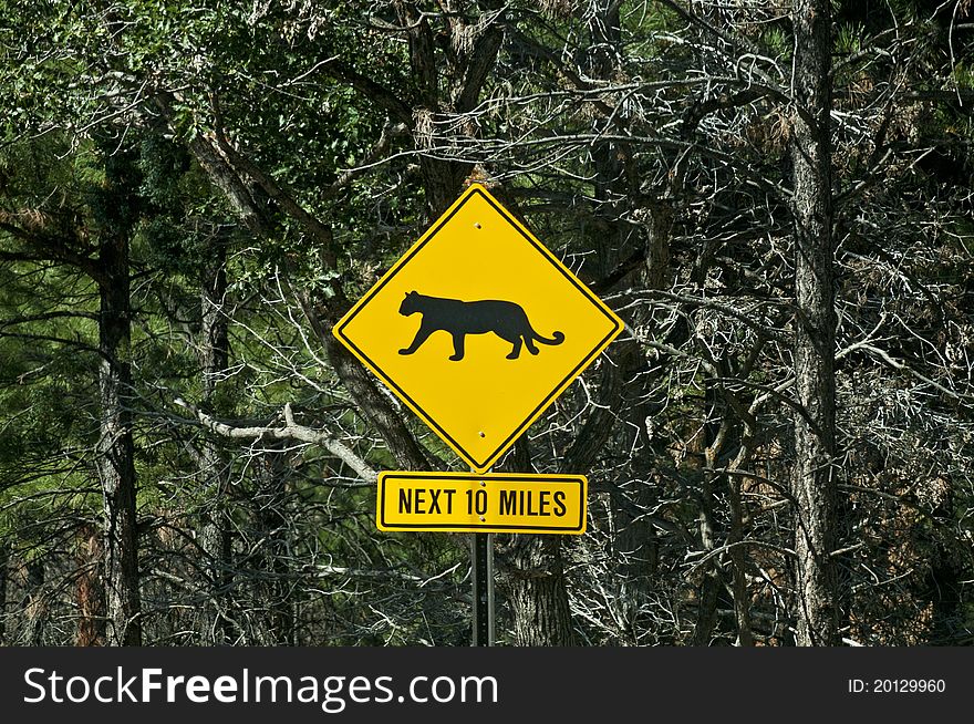 Mountain Lion Warning Sign Free Stock Images & Photos 20129960