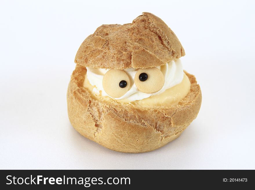 A vanilla choux cream, a perfect treat for a jolly day. A vanilla choux cream, a perfect treat for a jolly day.