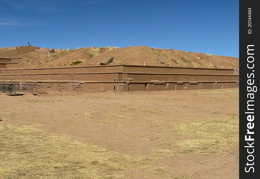 Tiwanaku - ancient city in Bolivia, 72 km from La Paz, near the eastern shore of Lake Titicaca. Dated 12-17 century BC. Tiwanaku - ancient city in Bolivia, 72 km from La Paz, near the eastern shore of Lake Titicaca. Dated 12-17 century BC.