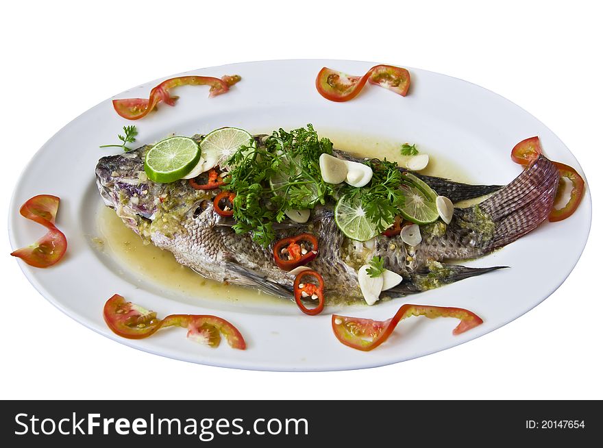 Steamed fish with lemon.