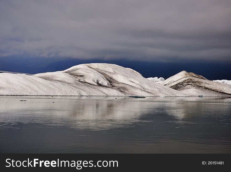 Floating icebergs, panorama view, Iceland