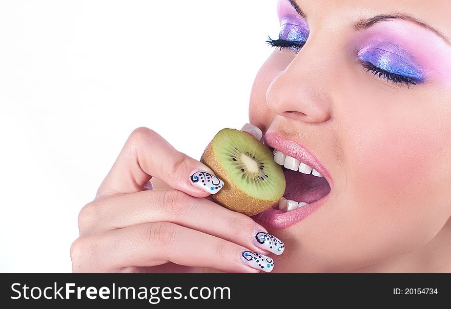Close up photo of a women with kiwi