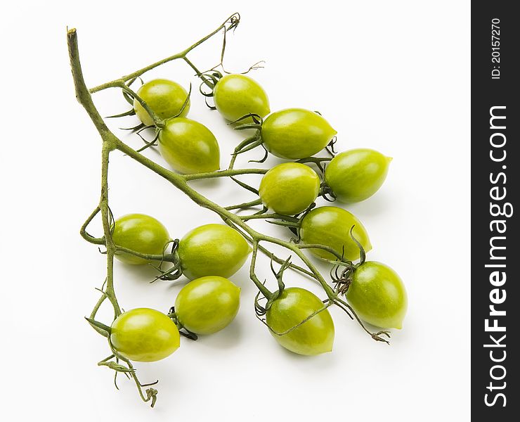 This small tomato called cherry tomatoesï¼ŒThe cherry tomatoes usually used as fruit consumptionã€‚This species is green, but the taste sweet, there is a special kind of scent. This small tomato called cherry tomatoesï¼ŒThe cherry tomatoes usually used as fruit consumptionã€‚This species is green, but the taste sweet, there is a special kind of scent