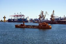 Tug Boat In The Bay Of Odessa Port Stock Photography Tug Boat In The Bay Of Odessa Port Stock Photography