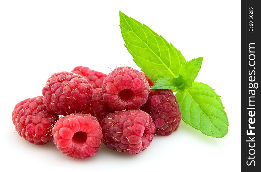 Sweee raspberry with fresh mint close up