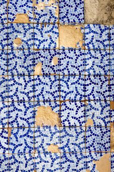 Broken Tiled Wall Royalty Free Stock Photos Broken Tiled Wall Royalty Free Stock Photos