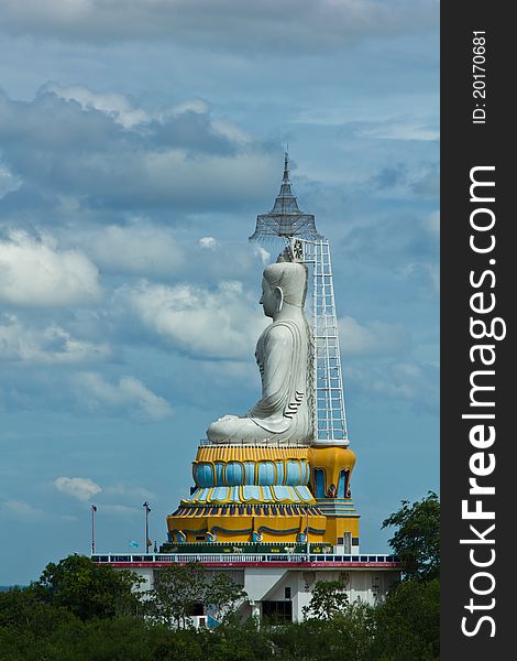 Remote sensing of large statues of Buddha at Wat Nong Hoi, Ratchaburi, Thailand. Remote sensing of large statues of Buddha at Wat Nong Hoi, Ratchaburi, Thailand.